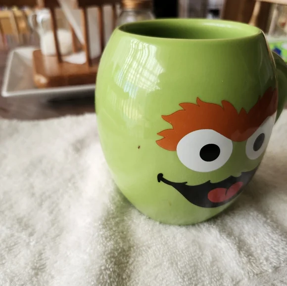 Sesame Street Oscar The Grouch  Mug - Picture 3 of 6